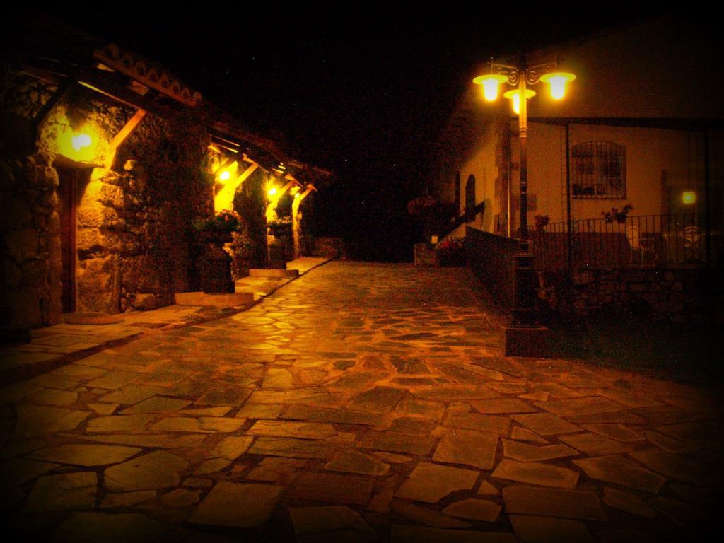 Almazara De San Pedro (Adults Only) Pension Eljas Buitenkant foto